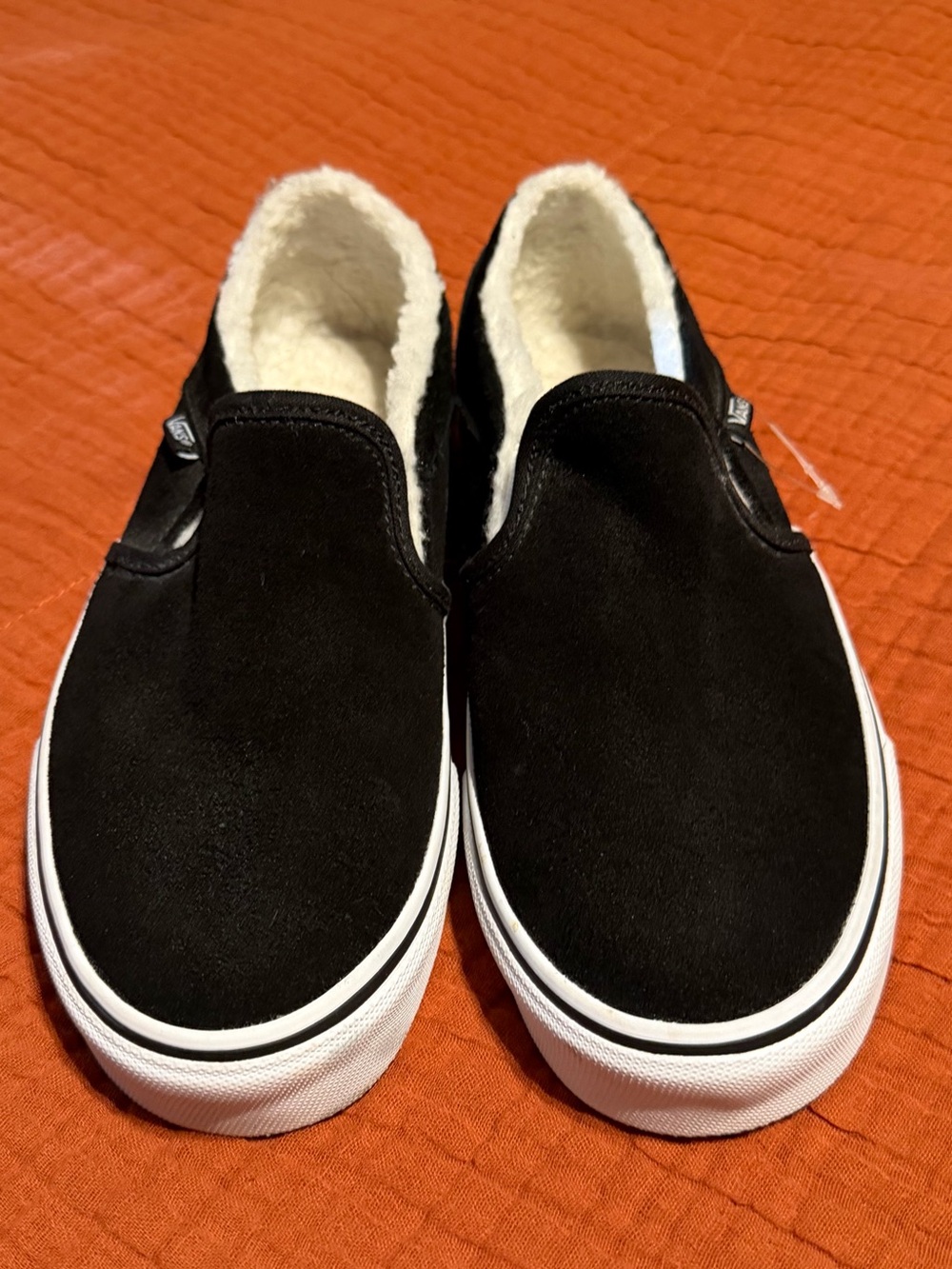 Vans Classic Slip-On Sneakers Fleece Lined Cozy Hug Black Womenβs 6.5